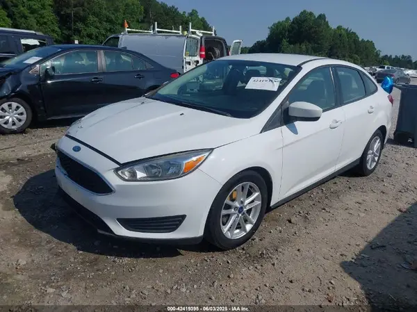 1FADP3F28JL317019 2018 FORD FOCUS - Image 2