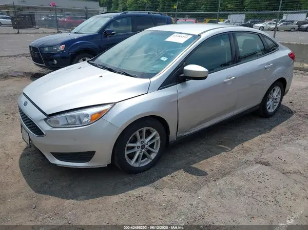 1FADP3F28JL318221 2018 FORD FOCUS - Image 2