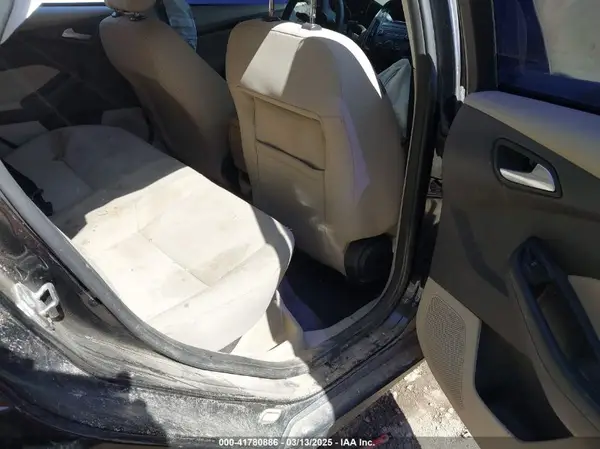 1FADP3F28JL325086 2018 FORD FOCUS - Image 8