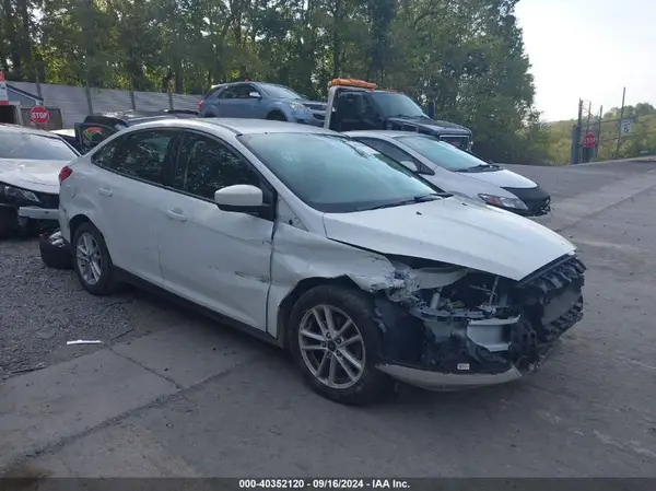 1FADP3F28JL327324 2018 FORD FOCUS - Image 1