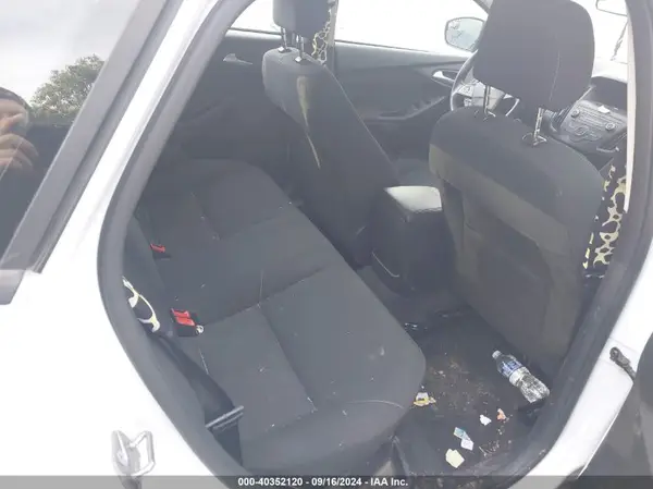 1FADP3F28JL327324 2018 FORD FOCUS - Image 8
