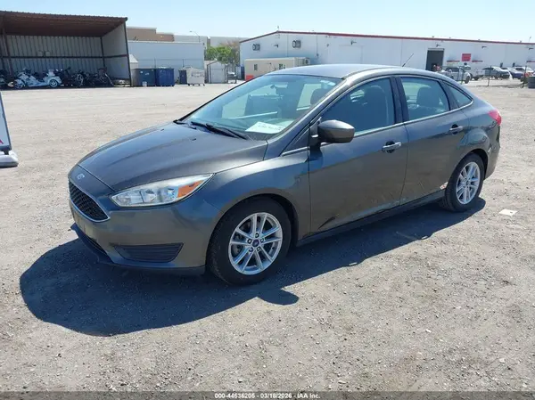 1FADP3F28JL328926 2018 FORD FOCUS - Image 2