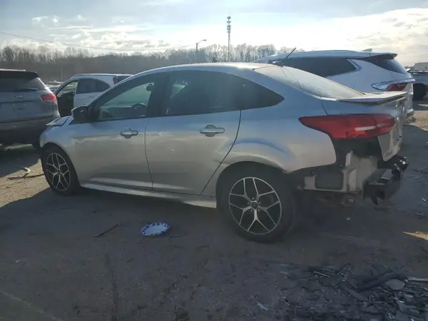 1FADP3F29GL233526 2016 FORD FOCUS - Image 2