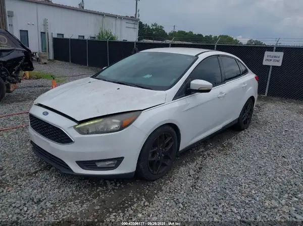 1FADP3F29GL235390 2016 FORD FOCUS - Image 2
