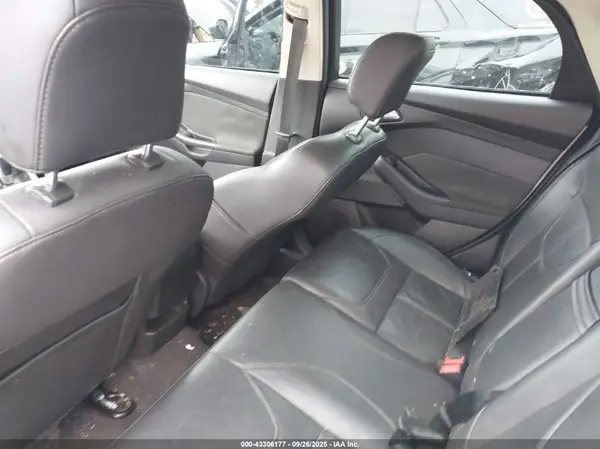 1FADP3F29GL235390 2016 FORD FOCUS - Image 8