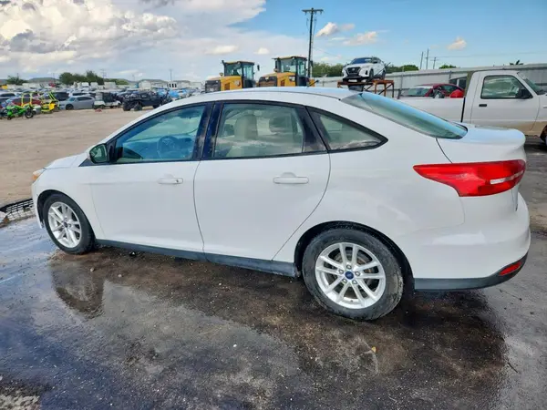 1FADP3F29GL254943 2016 FORD FOCUS - Image 2