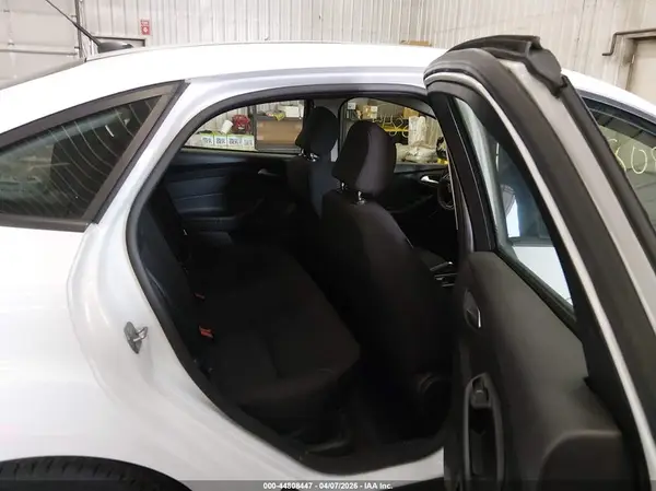 1FADP3F29GL339314 2016 FORD FOCUS - Image 8