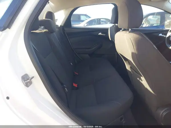 1FADP3F29GL341175 2016 FORD FOCUS - Image 8
