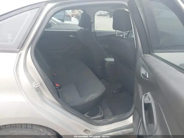 1FADP3F29GL352869 2016 FORD FOCUS - Image 8