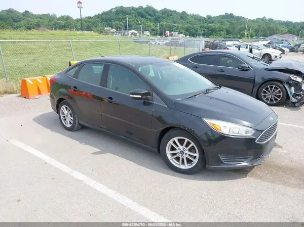 1FADP3F29HL205534 2017 FORD FOCUS - Image 1