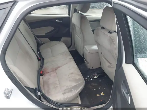 1FADP3F29HL209325 2017 FORD FOCUS - Image 8