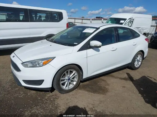 1FADP3F29HL224200 2017 FORD FOCUS - Image 2