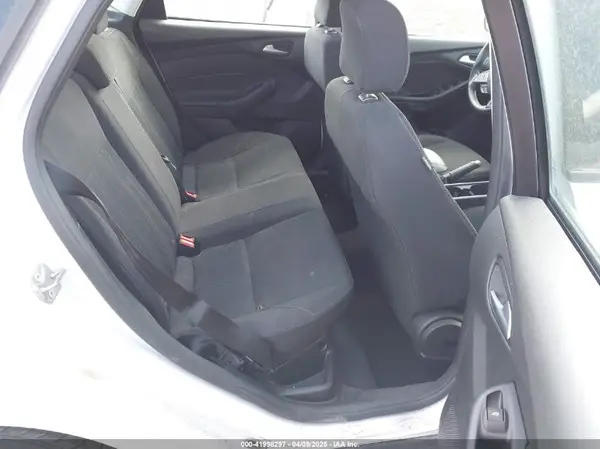 1FADP3F29HL224200 2017 FORD FOCUS - Image 8