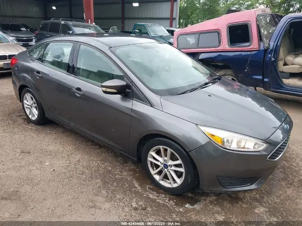 1FADP3F29HL224939 2017 FORD FOCUS - Image 1