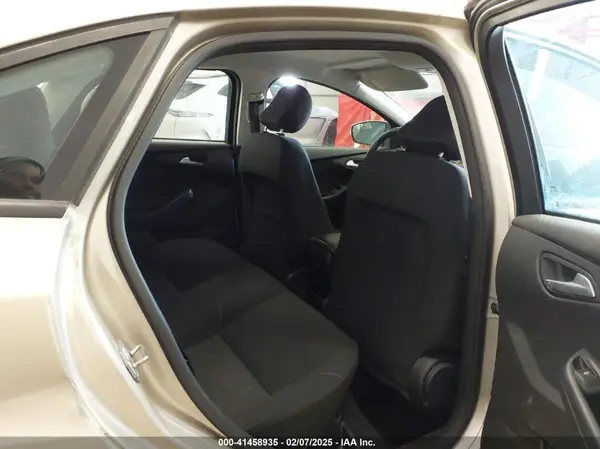 1FADP3F29HL228845 2017 FORD FOCUS - Image 8