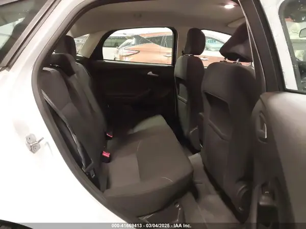1FADP3F29HL247430 2017 FORD FOCUS - Image 8