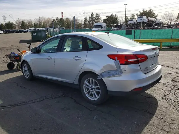 1FADP3F29HL252577 2017 FORD FOCUS - Image 2