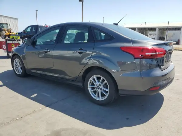 1FADP3F29HL271923 2017 FORD FOCUS - Image 2