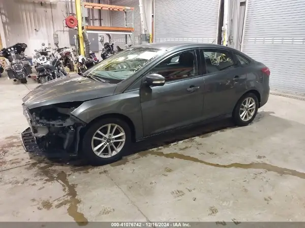 1FADP3F29HL276393 2017 FORD FOCUS - Image 2