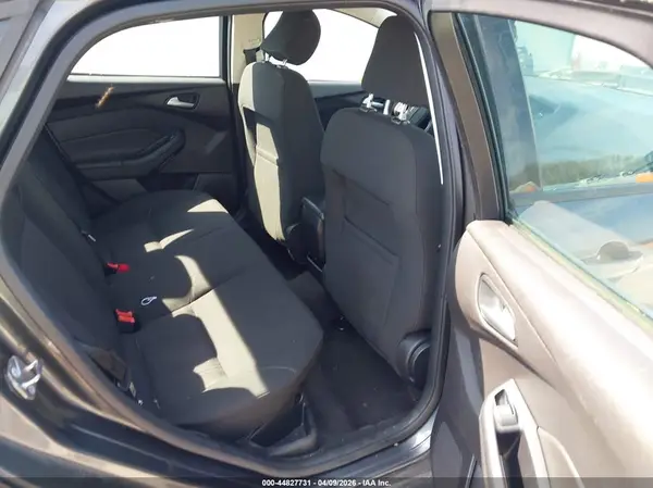1FADP3F29HL280041 2017 FORD FOCUS - Image 8