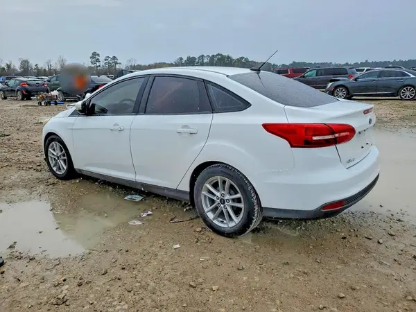 1FADP3F29HL285465 2017 FORD FOCUS - Image 2