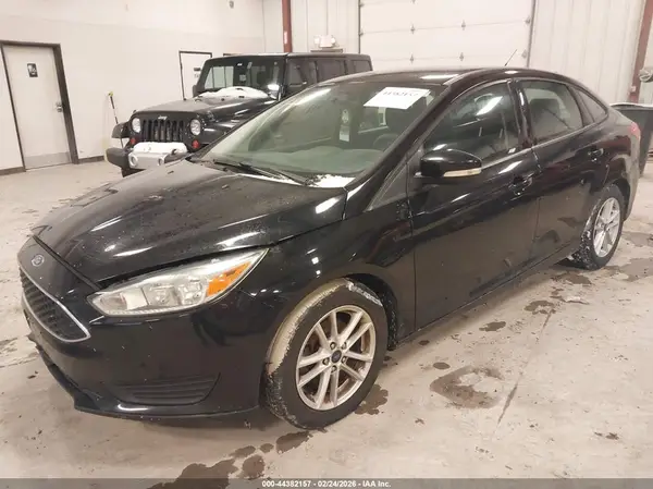 1FADP3F29HL288396 2017 FORD FOCUS - Image 2