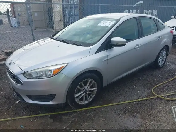1FADP3F29HL301874 2017 FORD FOCUS - Image 2