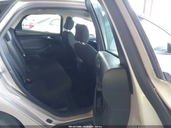 1FADP3F29HL304399 2017 FORD FOCUS - Image 8