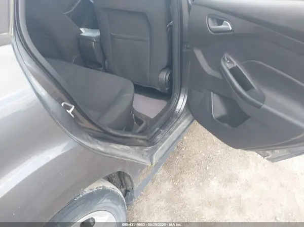 1FADP3F29HL315340 2017 FORD FOCUS - Image 8