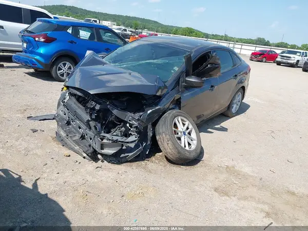 1FADP3F29JL202672 2018 FORD FOCUS - Image 2