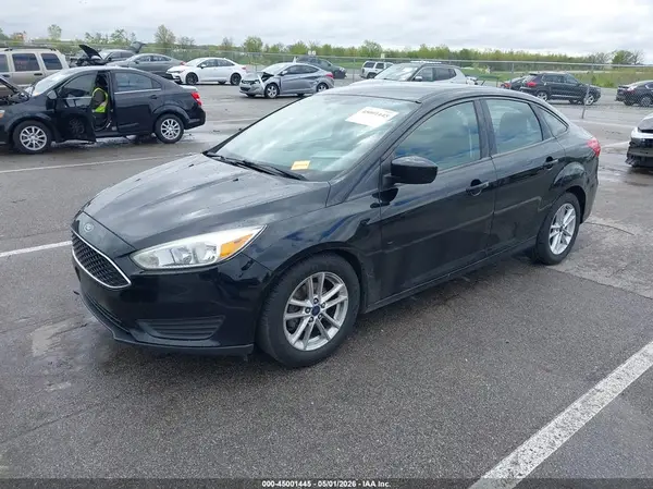1FADP3F29JL229015 2018 FORD FOCUS - Image 2