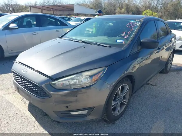 1FADP3F29JL235784 2018 FORD FOCUS - Image 2
