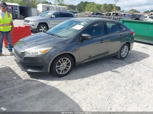 1FADP3F29JL250463 2018 FORD FOCUS - Image 2