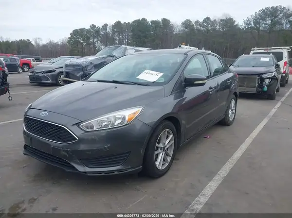 1FADP3F29JL250771 2018 FORD FOCUS - Image 2