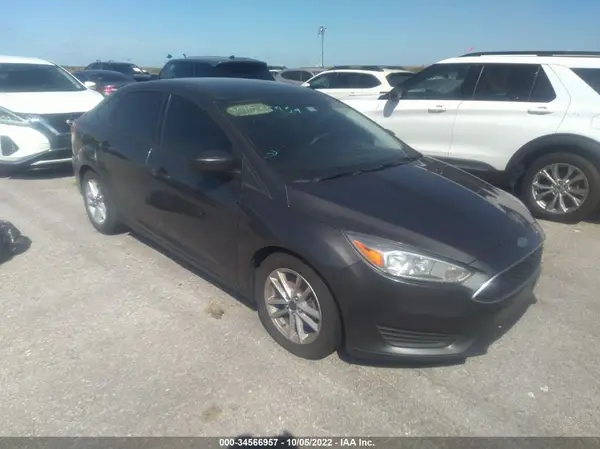 1FADP3F29JL256568 2018 FORD FOCUS - Image 1