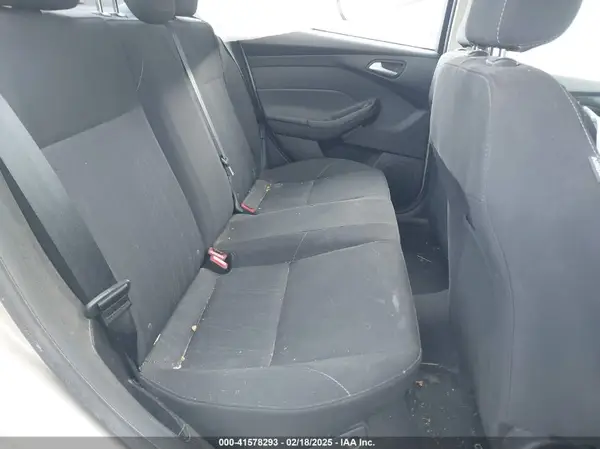 1FADP3F29JL268543 2018 FORD FOCUS - Image 8