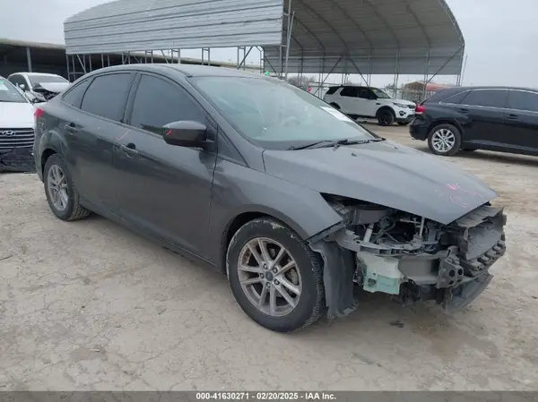 1FADP3F29JL269000 2018 FORD FOCUS - Image 1