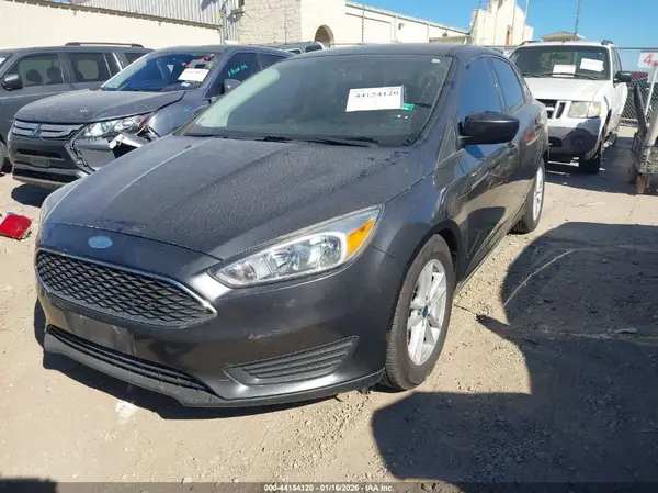 1FADP3F29JL269014 2018 FORD FOCUS - Image 2