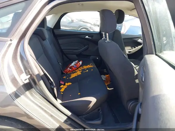 1FADP3F29JL272365 2018 FORD FOCUS - Image 8