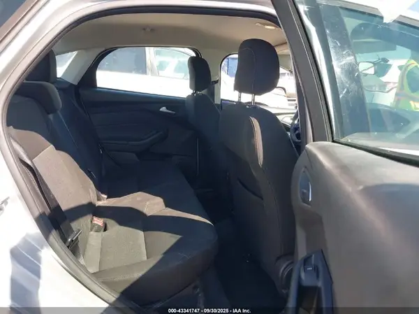 1FADP3F29JL273306 2018 FORD FOCUS - Image 8