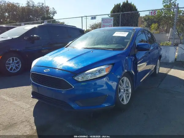 1FADP3F29JL277811 2018 FORD FOCUS - Image 2