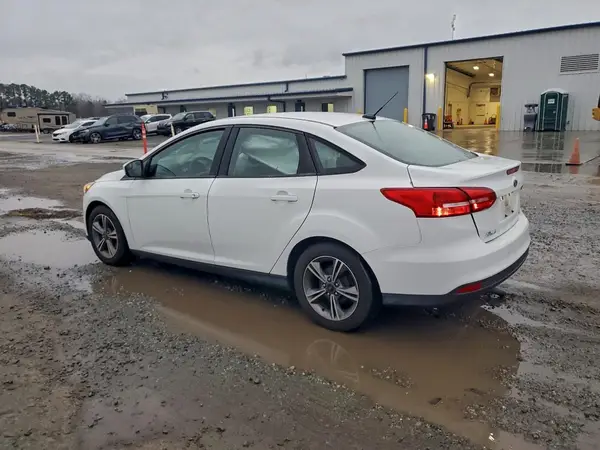 1FADP3F29JL278991 2018 FORD FOCUS - Image 2