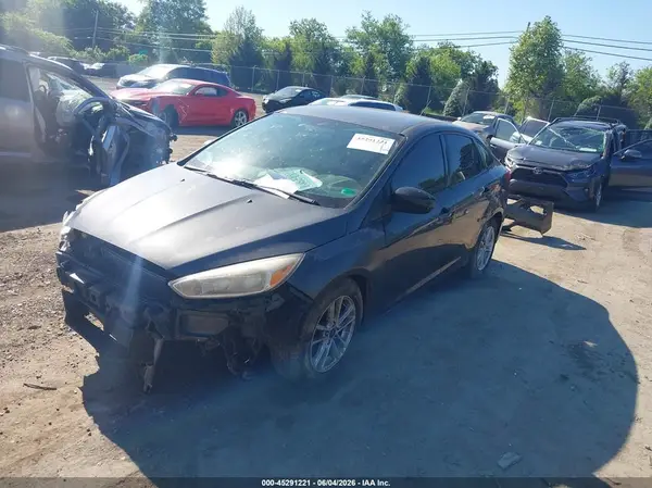 1FADP3F29JL280398 2018 FORD FOCUS - Image 2