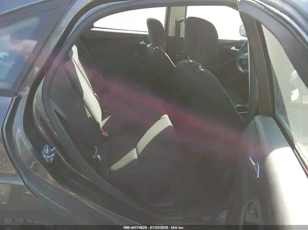 1FADP3F29JL285228 2018 FORD FOCUS - Image 8