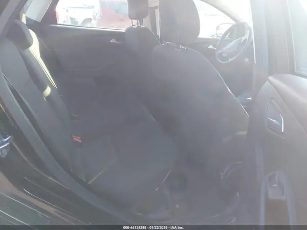 1FADP3F29JL291014 2018 FORD FOCUS - Image 8