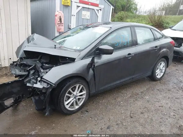 1FADP3F29JL292101 2018 FORD FOCUS - Image 2