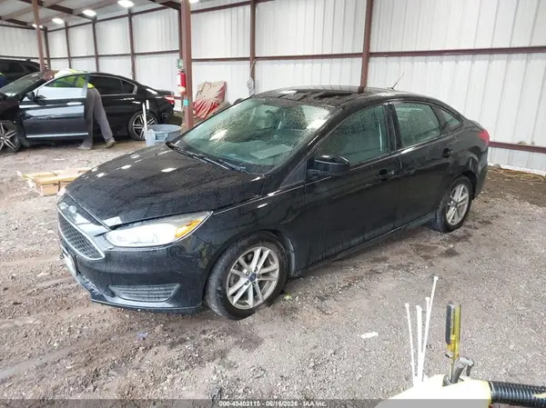 1FADP3F29JL298528 2018 FORD FOCUS - Image 2