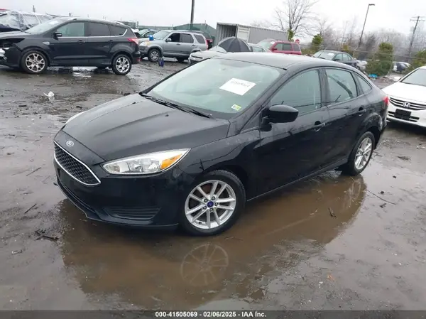 1FADP3F29JL301329 2018 FORD FOCUS - Image 2