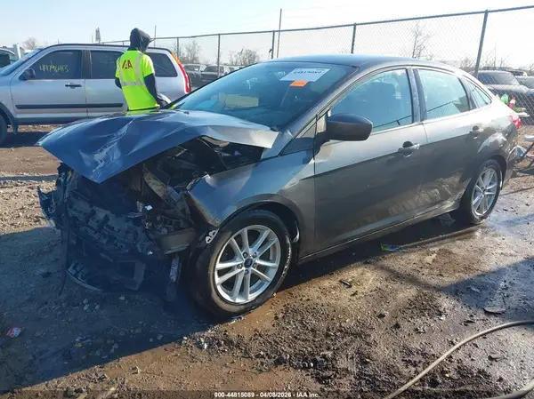 1FADP3F29JL301637 2018 FORD FOCUS - Image 2
