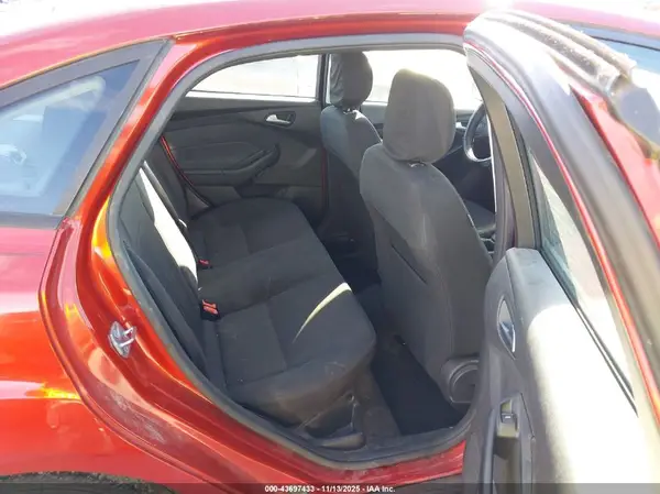 1FADP3F29JL322021 2018 FORD FOCUS - Image 8